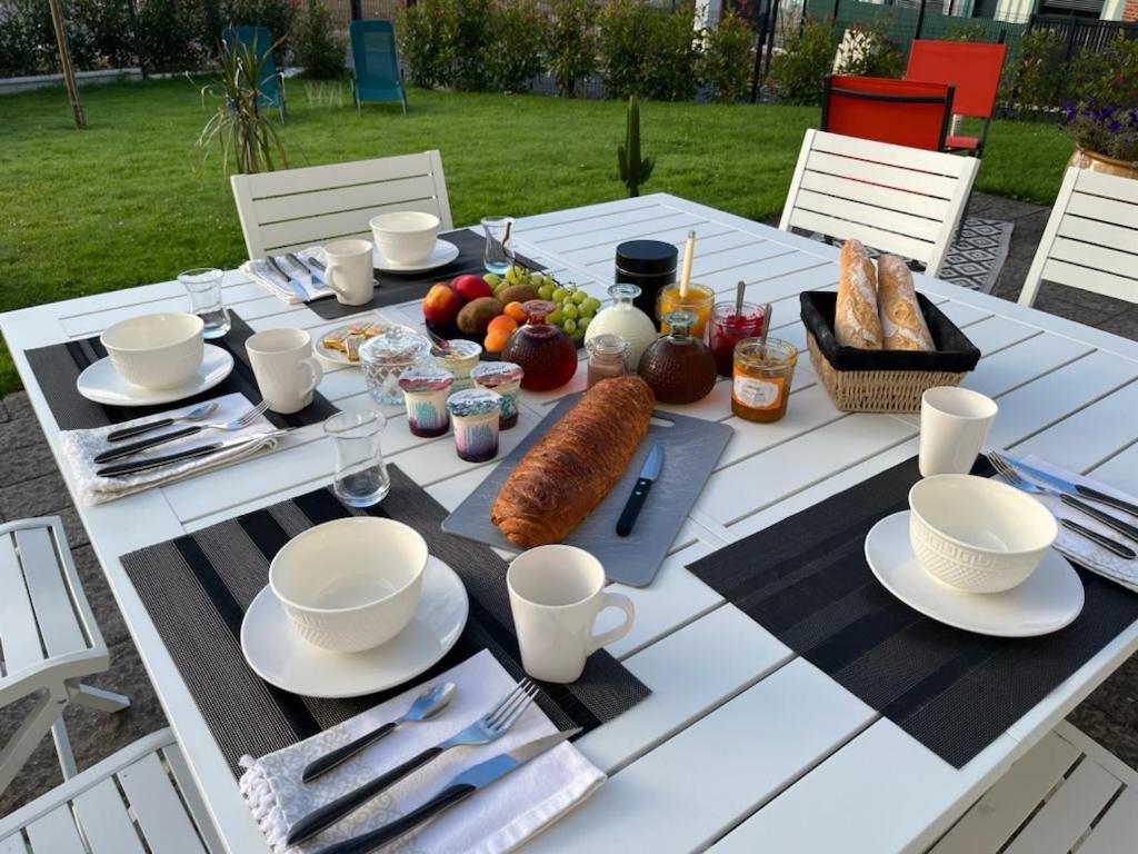 Maison Menadel Yvetot Buitenkant foto